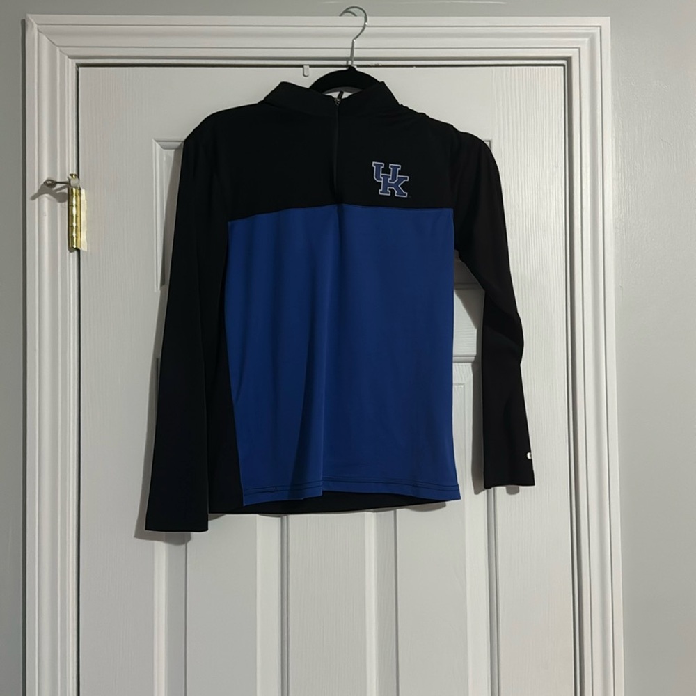 Kentucky wild cats half zip new condition top that is Medium